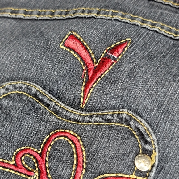 Y2k cutie catty attitude apple pocket jeans - Picture 6 of 7